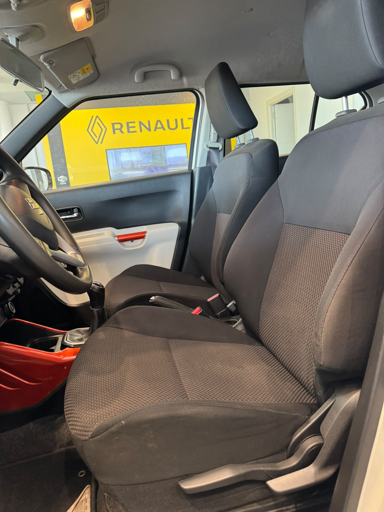 Suzuki Ignis GLE miniatura 9